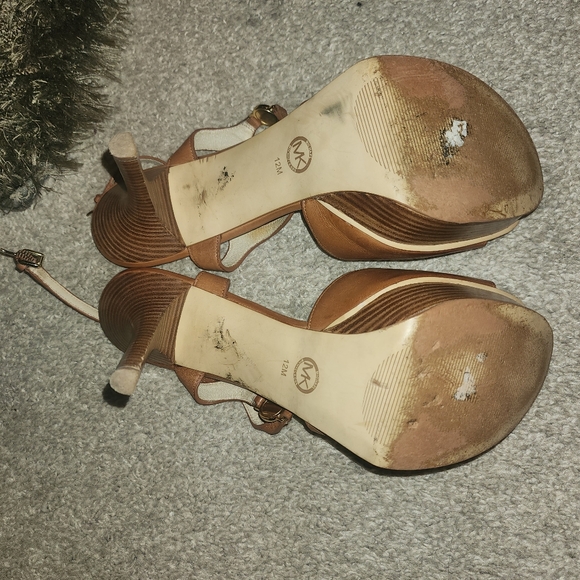 Michael Kors Platform sandals - Picture 2 of 5